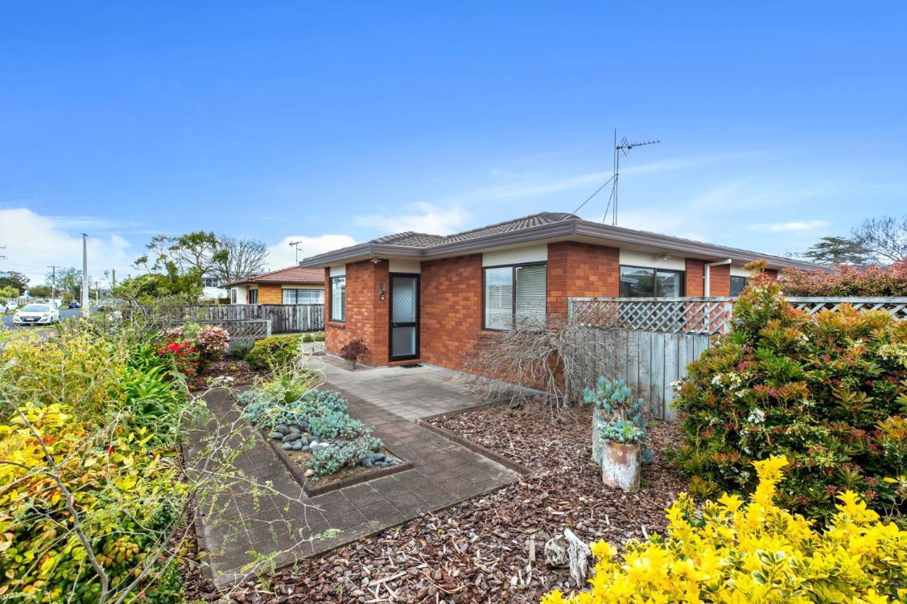 Riviera Casa - Mount Maunganui Holiday Home Экстерьер фото